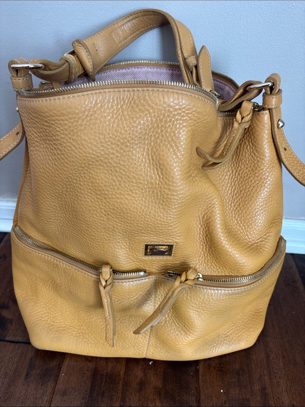 Dooney & Bourke Florentine Zip Pocket Sac Yellow Leather Two Pocket Gold